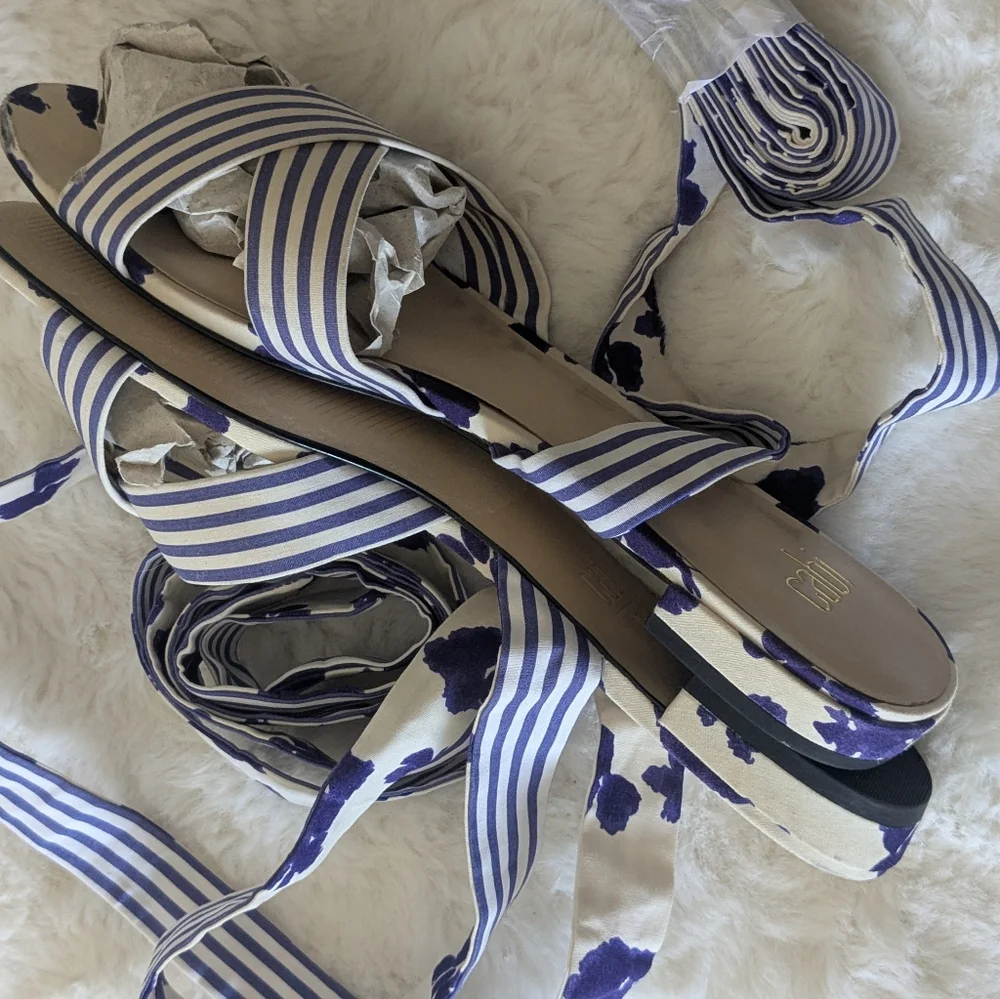 Cabi Blue White Stripe Floral Lace Up Wrap Flat Sandals Women Summer Resort 10
